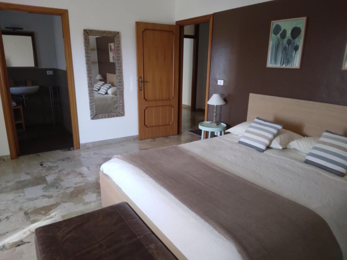 B&Be Home Tollo ภายนอก รูปภาพ